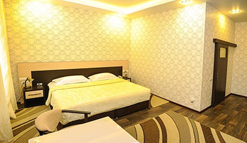 Bilyj Rojal Hotell Zaporizhia Eksteriør bilde