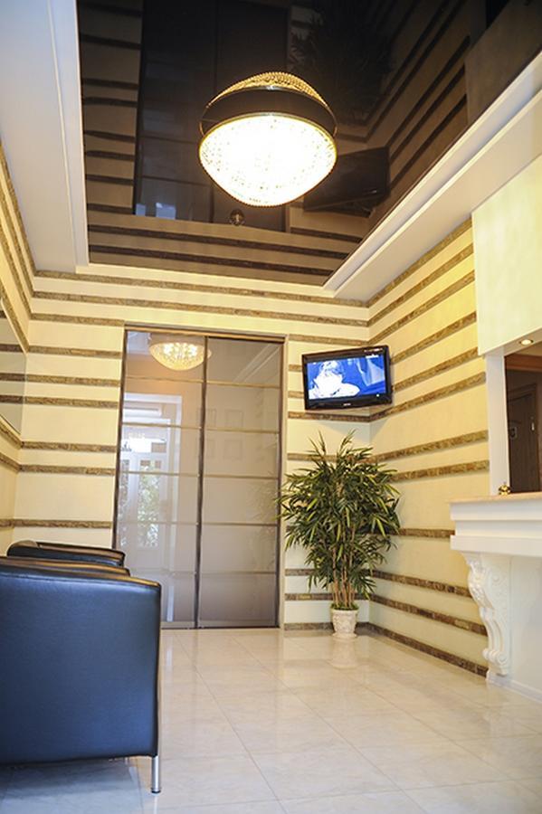 Bilyj Rojal Hotell Zaporizhia Eksteriør bilde